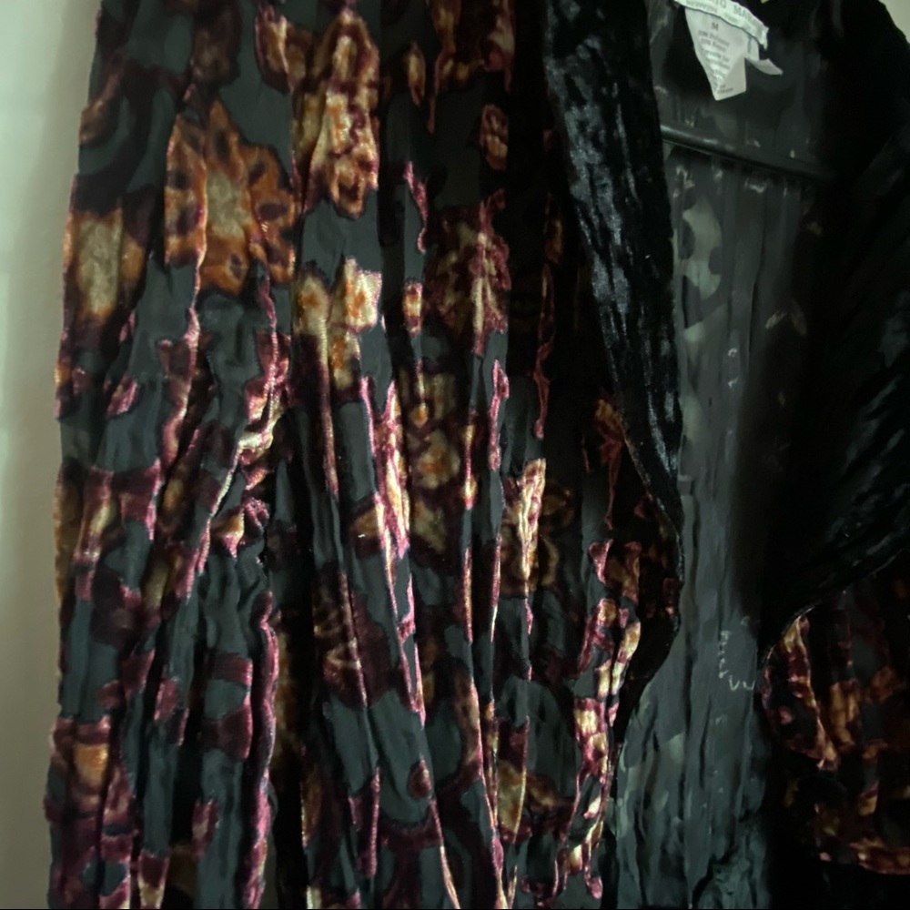 Gorgeous Alberto Makali Cropped Duster Velvet - Picture 11 of 14